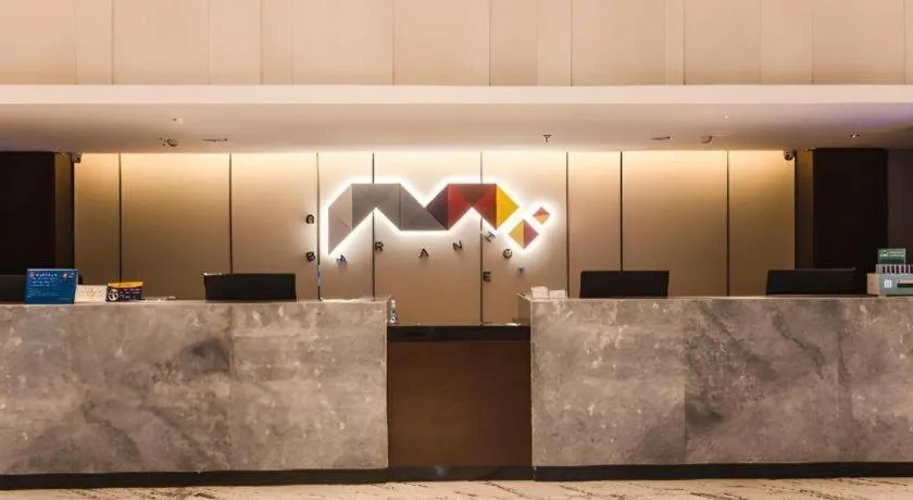 Borrman Hotel Yunfu Xinxing County Bus Station