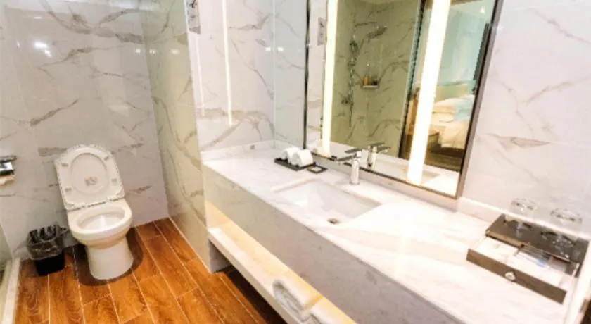 Borrman Hotel Yunfu Xinxing County Bus Station