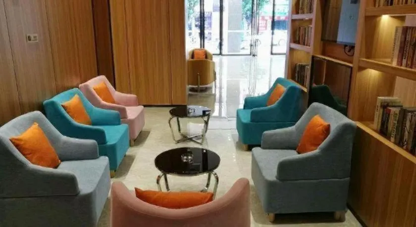 JTOUR Inn Yulin Bobai County Government Cultural Pedestrian Street