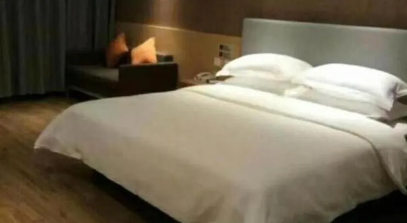 Bed in JTOUR Inn Yulin Bobai County Government Cultural Pedestrian Street