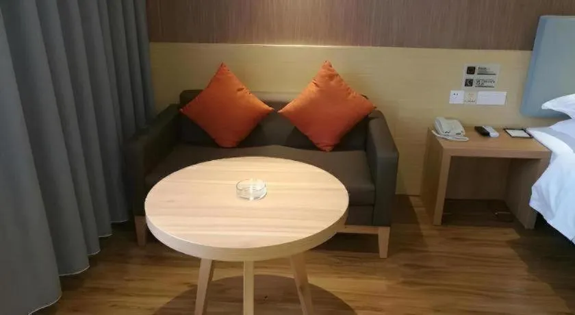 Bed in JTOUR Inn Yulin Bobai County Government Cultural Pedestrian Street