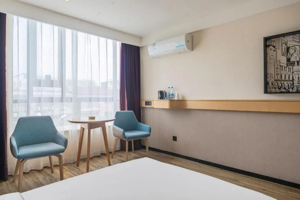 Bed in City Comfort Inn Foshan Shunde Daliang Qinghui Garden Food City