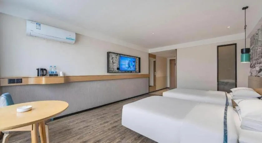 Bed in City Comfort Inn Foshan Shunde Daliang Qinghui Garden Food City