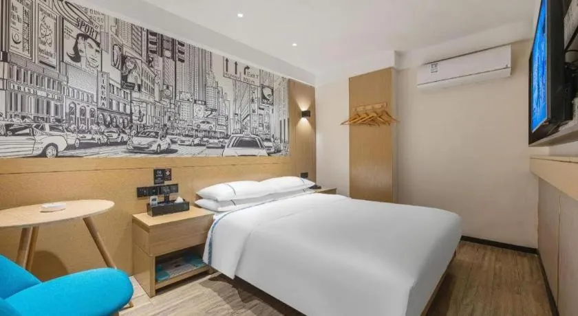 Bed in City Comfort Inn Foshan Shunde Daliang Qinghui Garden Food City