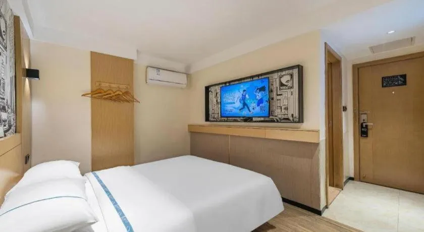 Bed in City Comfort Inn Foshan Shunde Daliang Qinghui Garden Food City