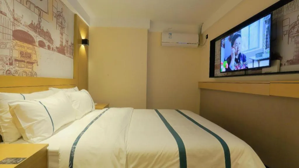 Bed in City Comfort Inn Foshan Shunde Daliang Qinghui Garden Food City
