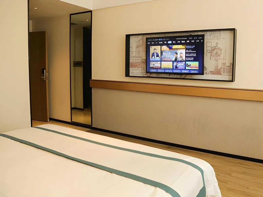 Bed in City Comfort Inn Maoming Binhai New Area Diancheng