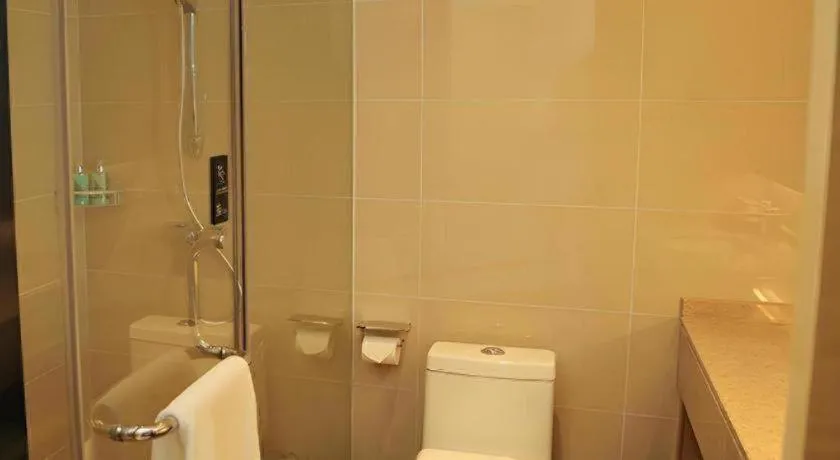 City Comfort Inn Maoming Binhai New Area Diancheng