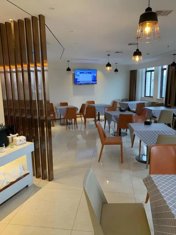 City Comfort Inn Zhongxiang Mochou Avenue