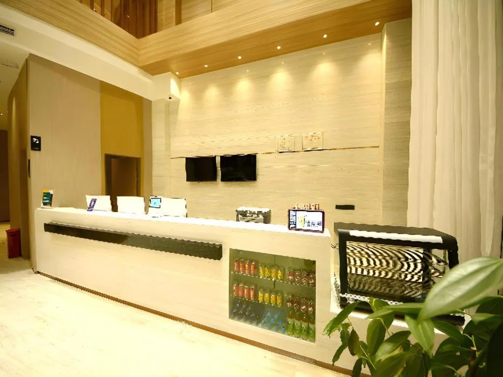 City Comfort Inn Zhongxiang Mochou Avenue