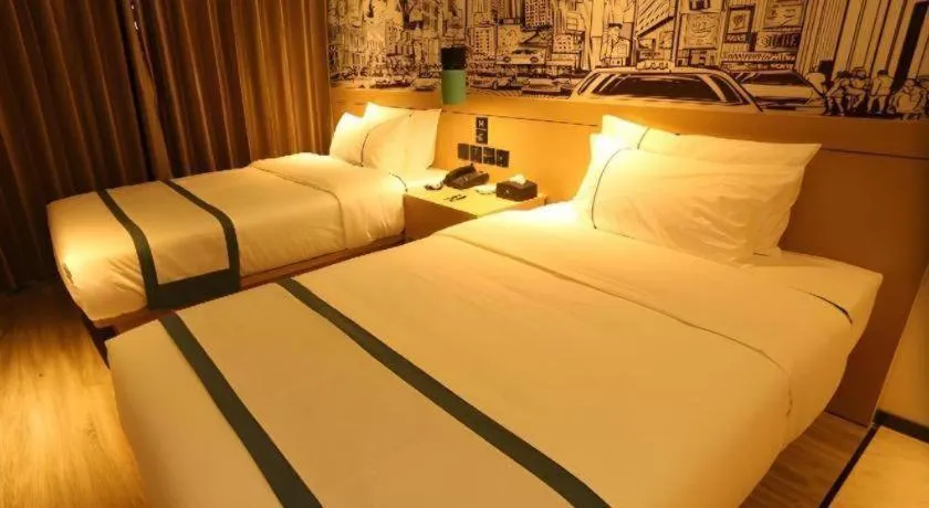Bed in City Comfort Inn Dalian Changxin Dao Santang Commercial Street