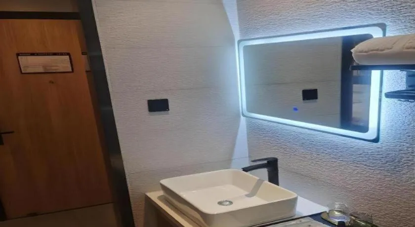 Green Tree Inn Express Huainan Xiejiaji District Orient Guangji Hospital