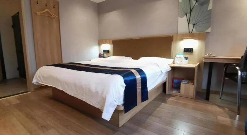 Bed in Green Tree Inn Express Huainan Xiejiaji District Orient Guangji Hospital