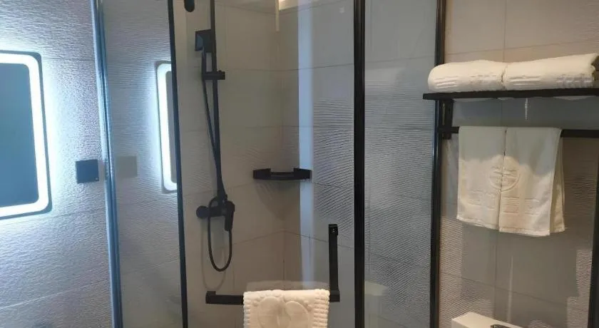 Green Tree Inn Express Huainan Xiejiaji District Orient Guangji Hospital