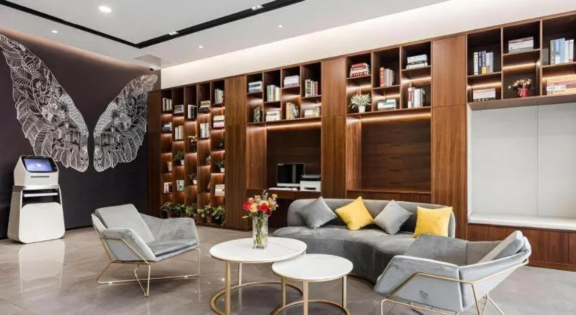 GEM Hotel Changzhou Xuejia'aoyuan North High-Speed Railway Station