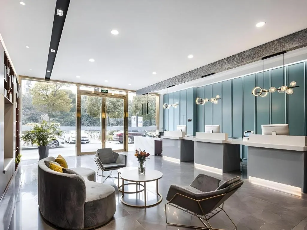 GEM Hotel Changzhou Xuejia'aoyuan North High-Speed Railway Station