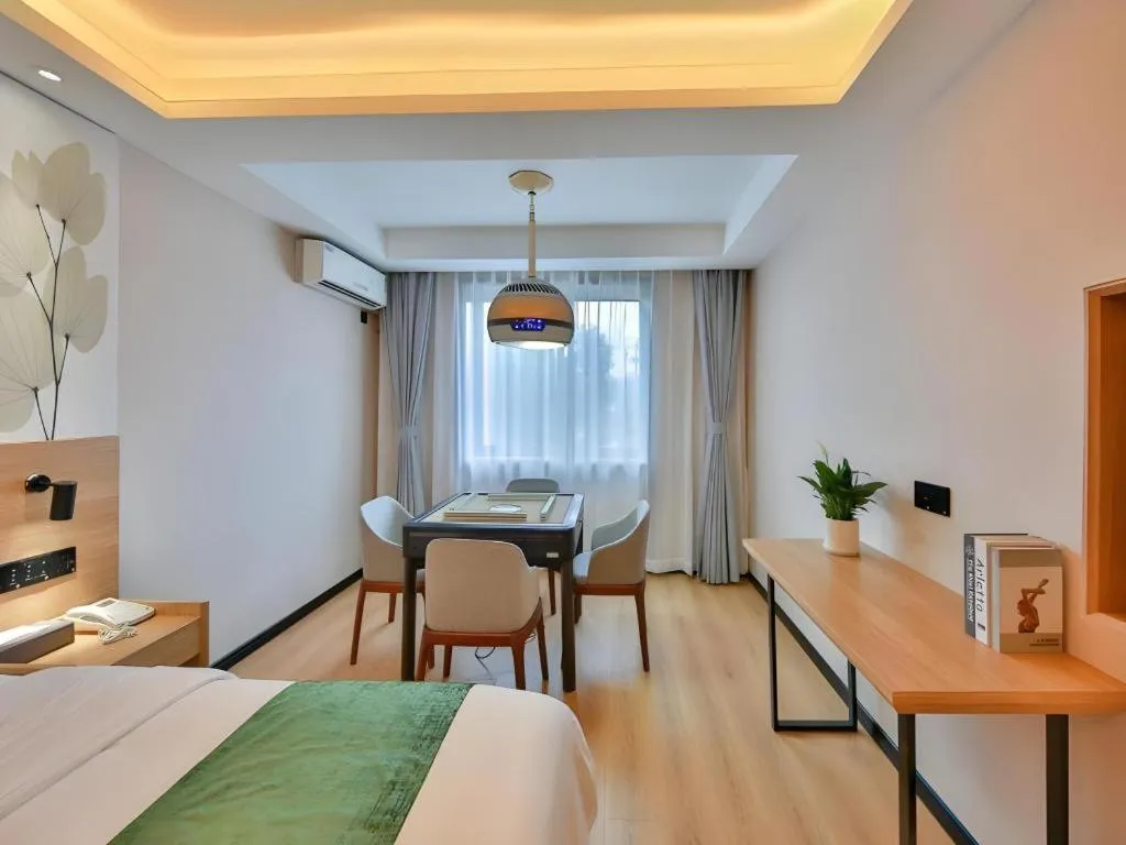 Bed in Green Tree Inn Express Zhejiang Zhoushan Xincheng Zheda