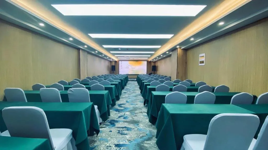 Shell Hotel Shandong Jinan Daming Lake