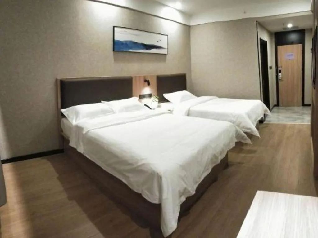 Bed in Shell Hotel Shandong Jinan Daming Lake