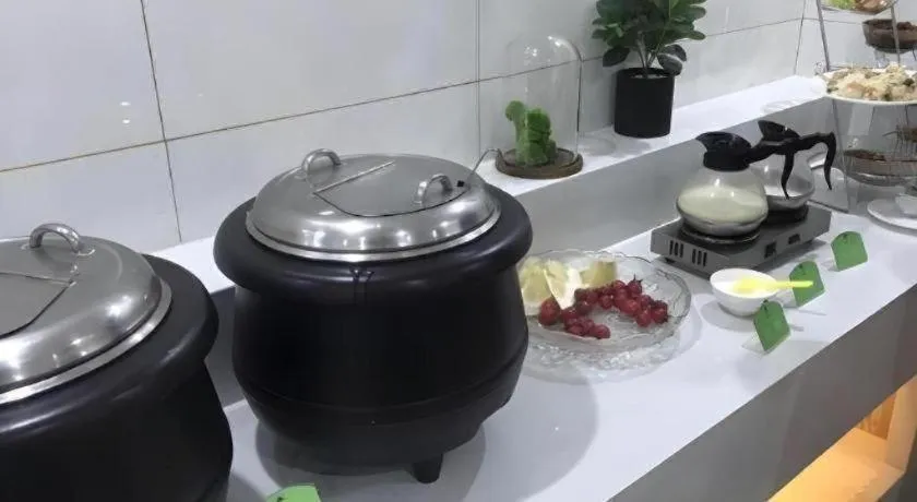 Shell Hotel Shandong Jinan Daming Lake