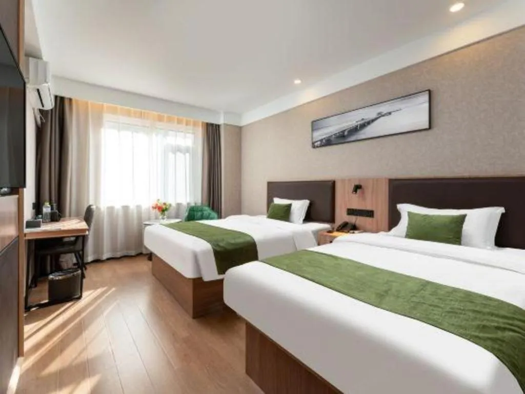 Bed in Shell Hotel Shandong Jinan Daming Lake