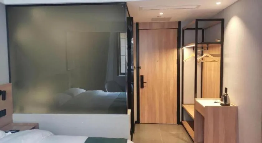 Bed in Green Tree Inn Anhui Hefei Binhu Zhuyuan Metro Station Dali Road