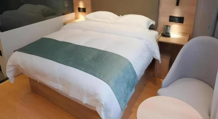 Bed in Green Tree Inn Anhui Hefei Binhu Zhuyuan Metro Station Dali Road