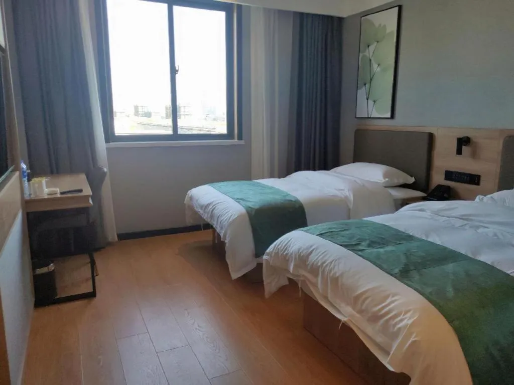 Bed in Green Tree Inn Anhui Hefei Binhu Zhuyuan Metro Station Dali Road