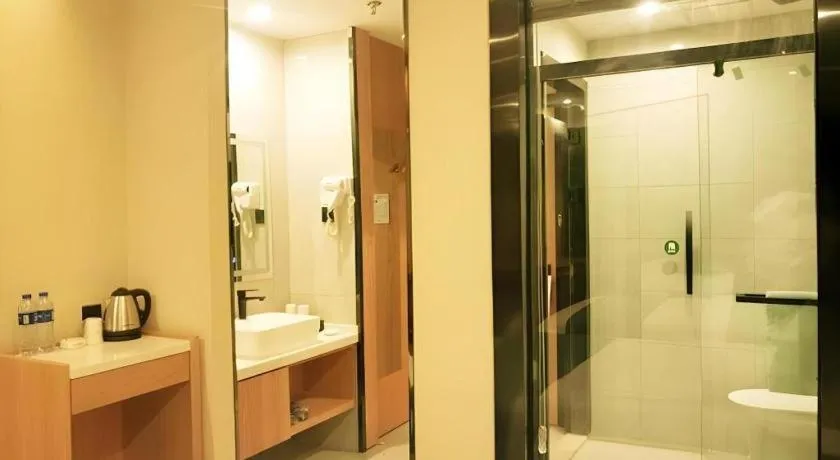 Shell Hotel Bozhou Lixin County Passenger Center