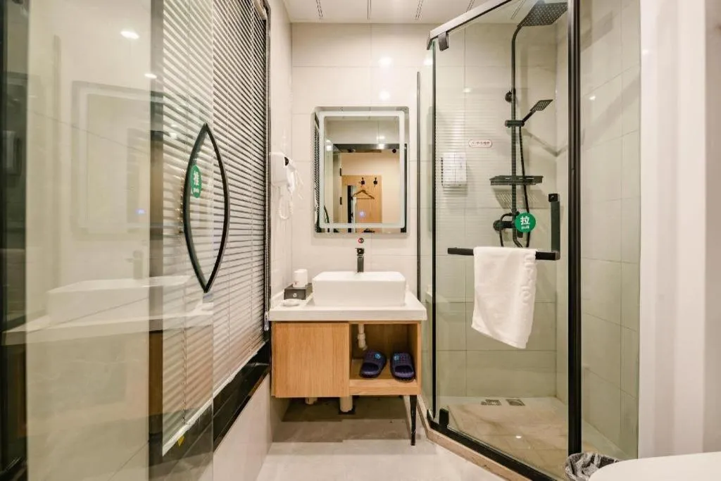 Shell Hotel Bozhou Lixin County Passenger Center