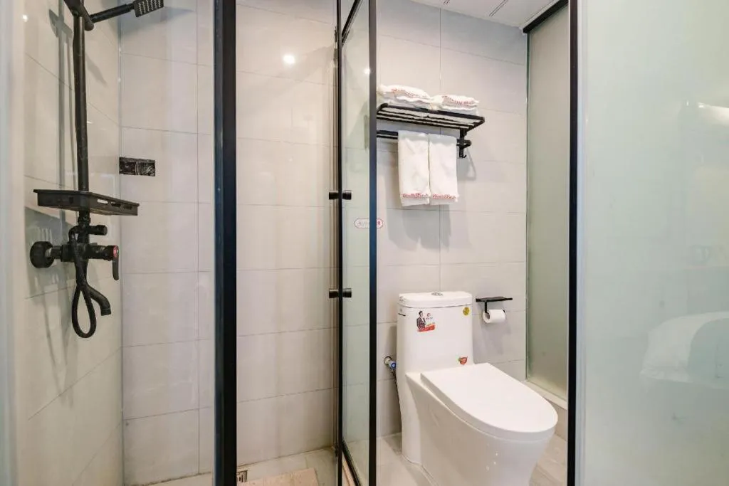 Shell Hotel Bozhou Lixin County Passenger Center