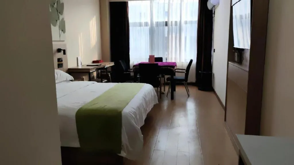 Bed in Green Tree Inn Changzhou Liyang Zhongguancun Innovation Park