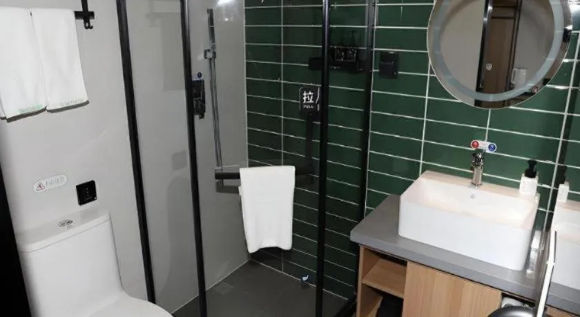 Green Tree Inn Express Inner Mongolia Ulan Qab High-Speed Railway Station