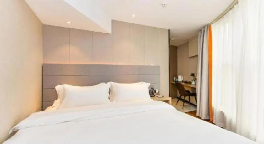 Bed in Gya Hotel Shanghai Xizang Bei Road Metro Station