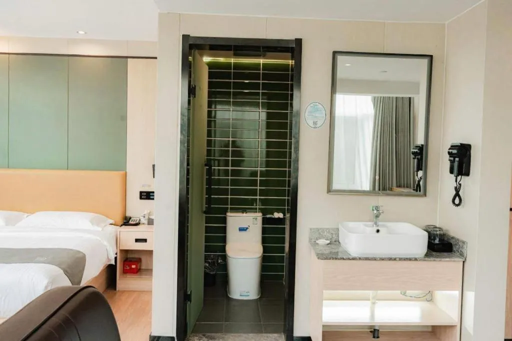 Bed in Green Tree Inn Express Tangshan Kaiping District Government