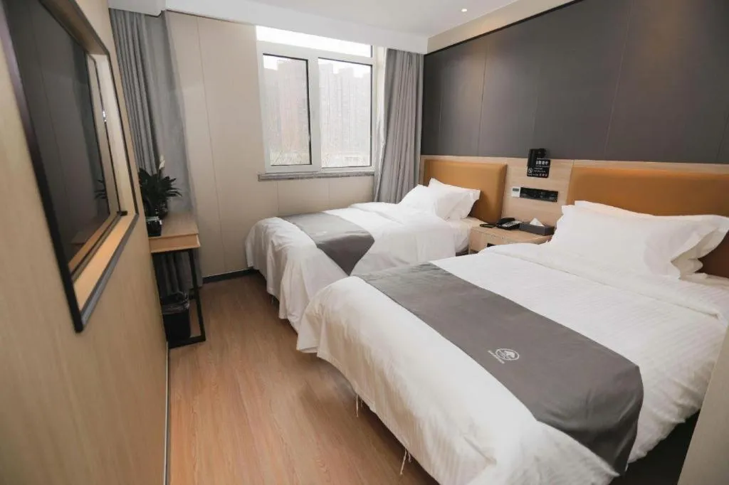 Bed in Green Tree Inn Express Tangshan Kaiping District Government