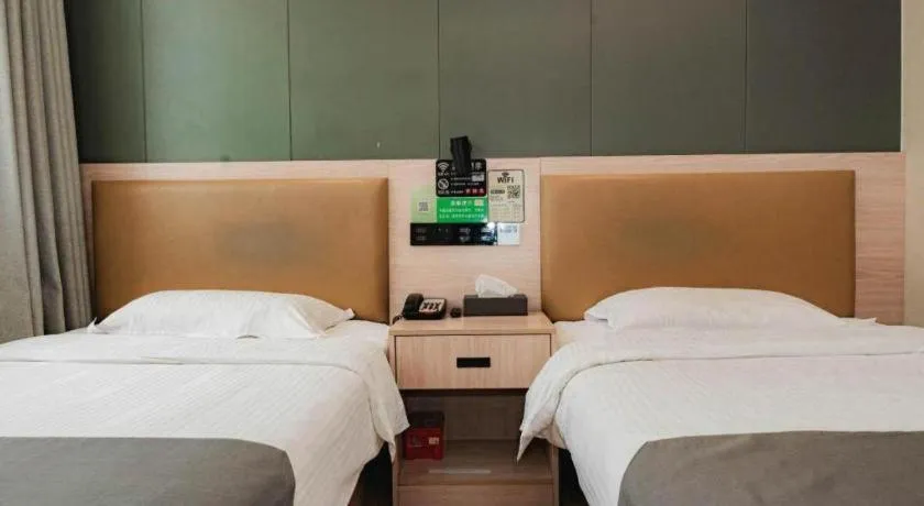 Bed in Green Tree Inn Express Tangshan Kaiping District Government