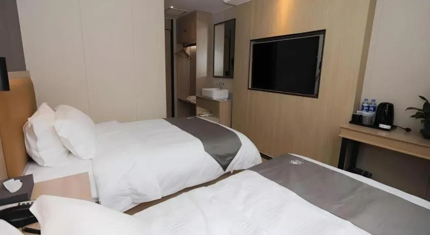 Bed in Green Tree Inn Express Tangshan Kaiping District Government