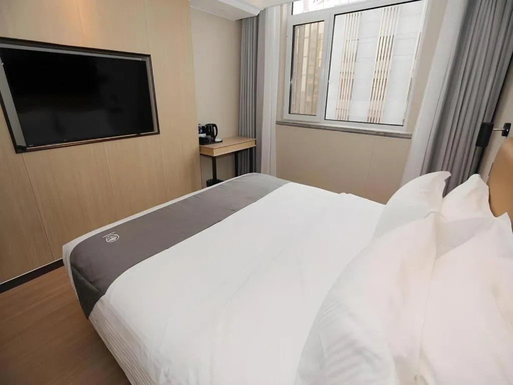 Bed in Green Tree Inn Express Tangshan Kaiping District Government