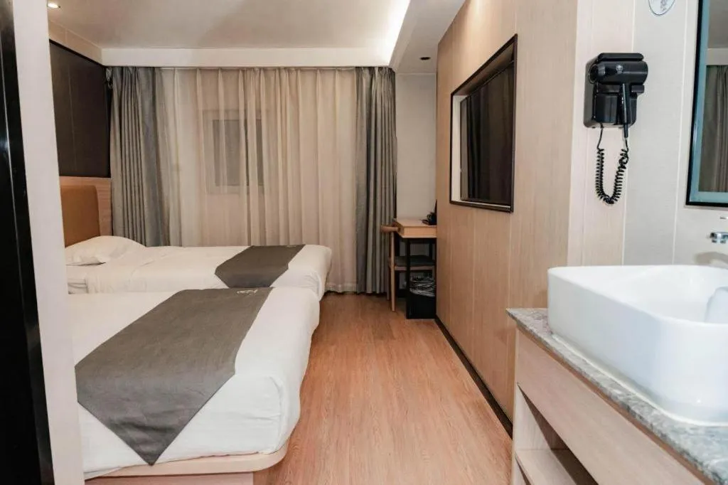 Bed in Green Tree Inn Express Tangshan Kaiping District Government