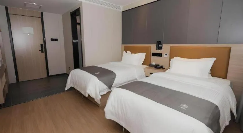 Bed in Green Tree Inn Express Tangshan Kaiping District Government