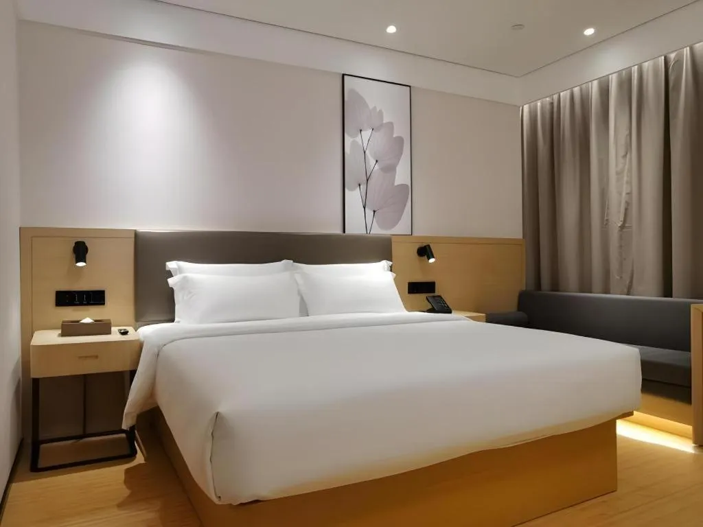 Bed in Green Tree Inn Xuzhou Tongshan Wanda Plaza Yuquanhe Metro Station