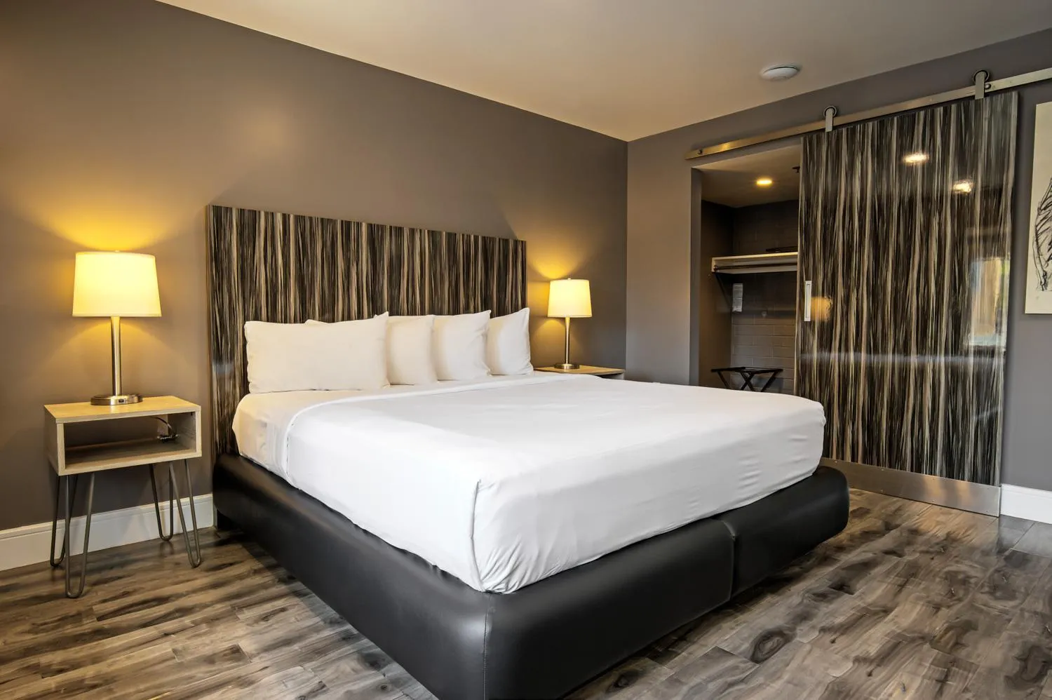 Bedroom, Bed in Oasis at Gold Spike