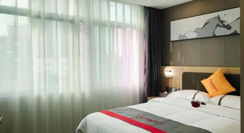 Bed in Jun Hotel Guangdong Zhanjiang Xiashan South Railway Station