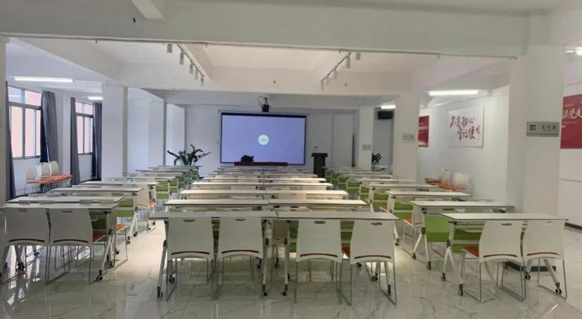 MIDI Hotel Guangdong Chaozhou Xiangqiao District Hanshan Teachers College