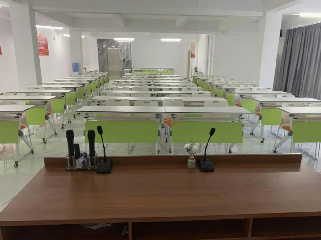 MIDI Hotel Guangdong Chaozhou Xiangqiao District Hanshan Teachers College