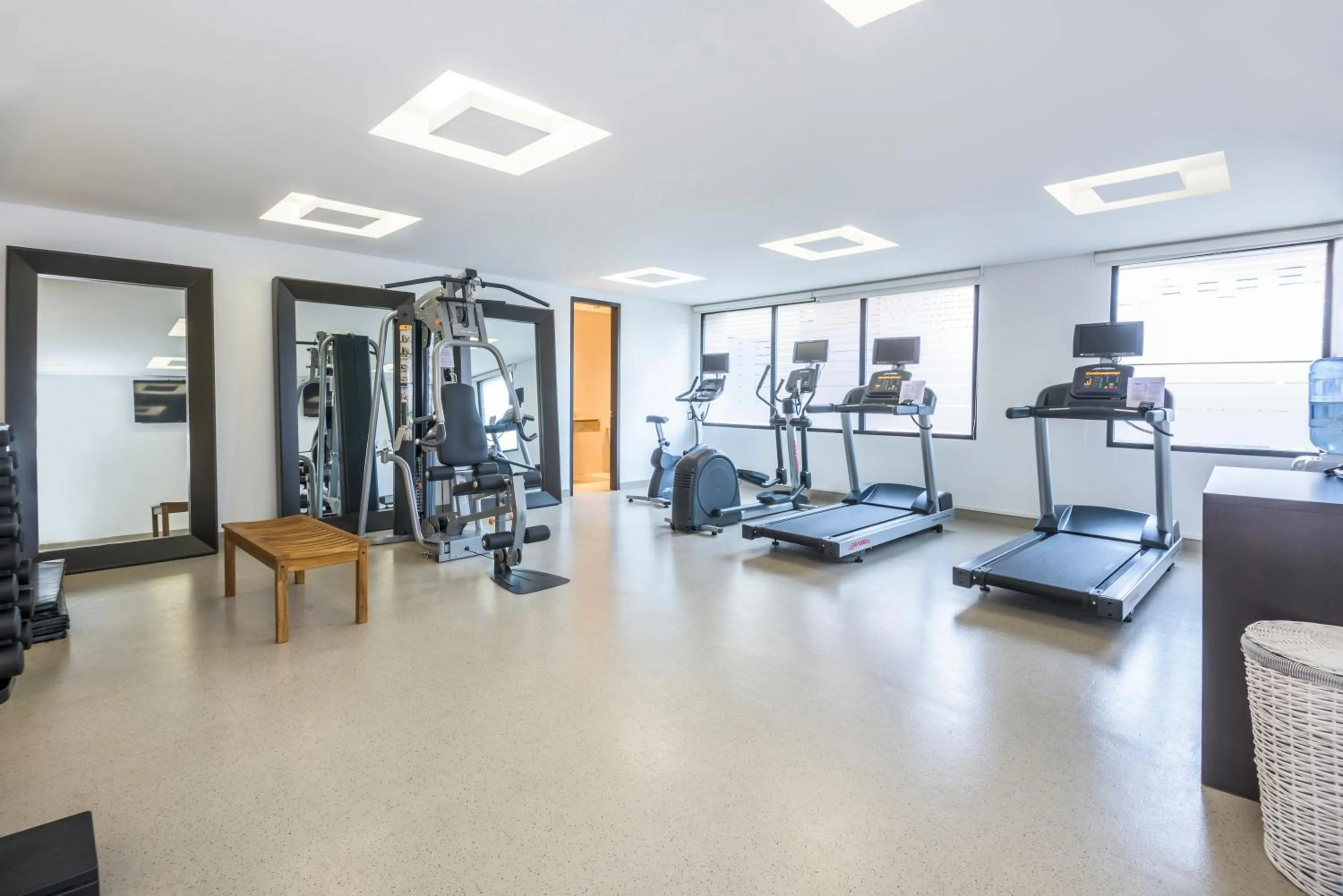 Swimming pool in Holiday Inn Express & Suites Bogota Zona G By IHG