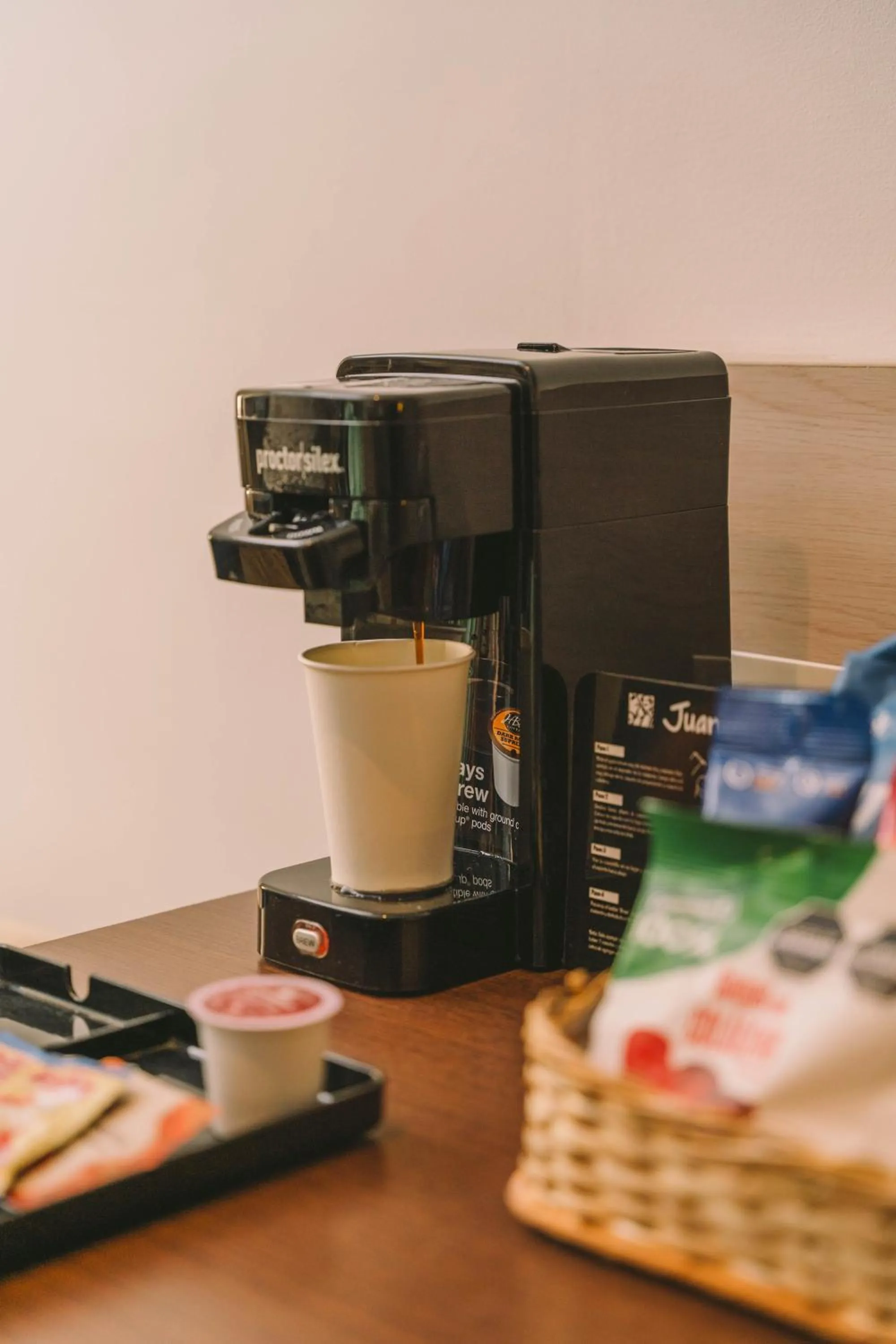 Coffee/tea facilities in Holiday Inn Express & Suites Bogota Zona G By IHG