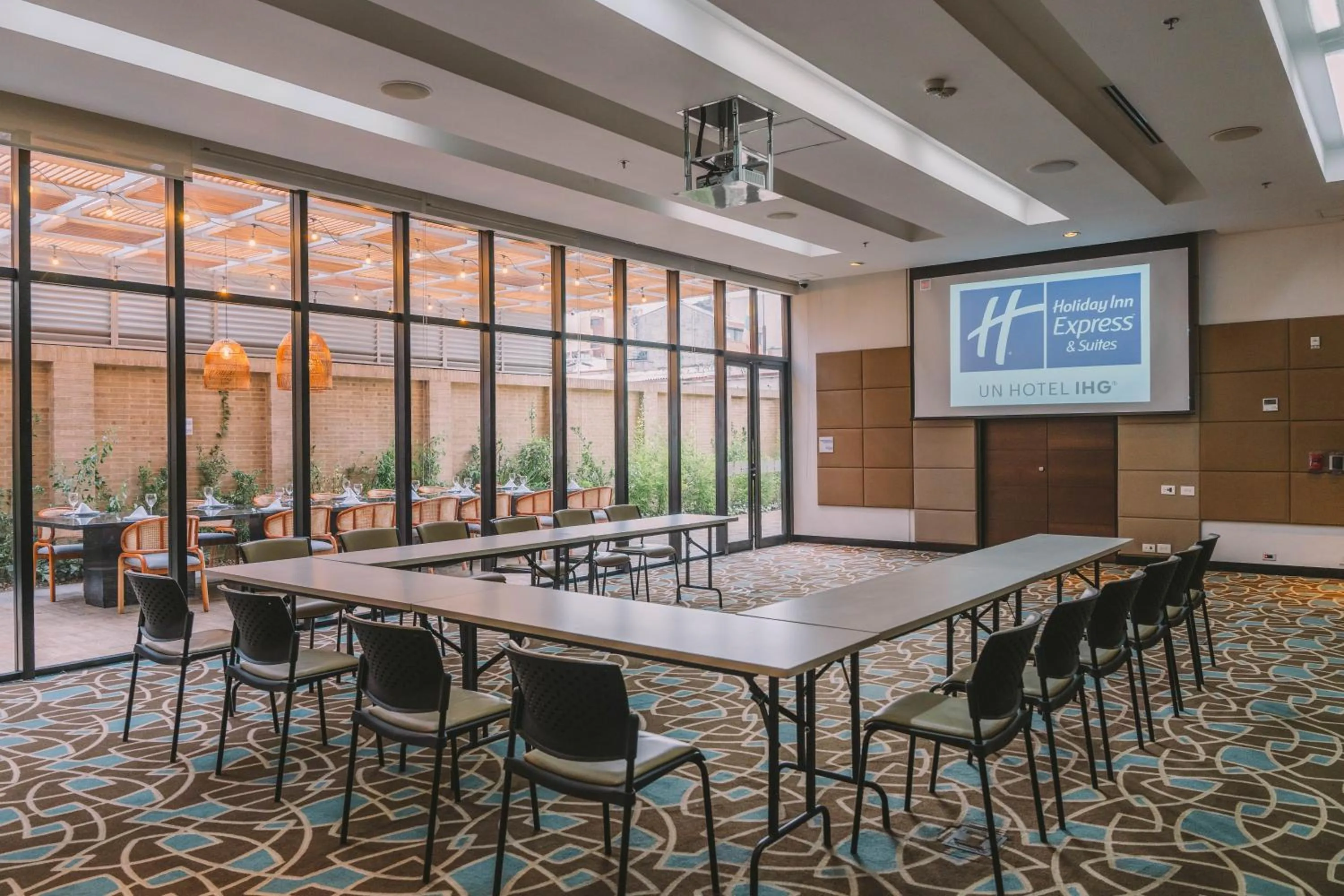 Meeting/conference room in Holiday Inn Express & Suites Bogota Zona G By IHG