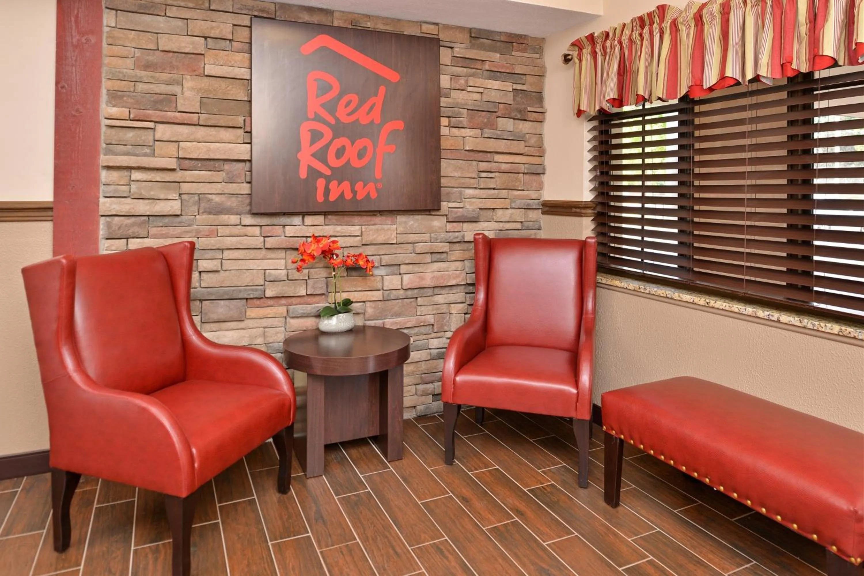Lobby or reception in Red Roof Inn Marietta